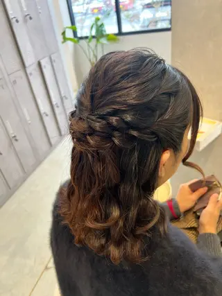 ヘアアレンジ 小池 夏美のヘアスタイル