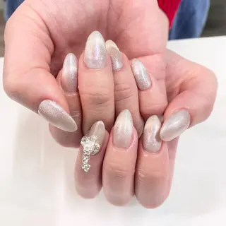 ネイル Kira-ra所属・Kira-ra💎 KIRARIのネイルデザイン