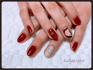 ネイル THECOLORS所属・近貞 莉奈のネイルデザイン