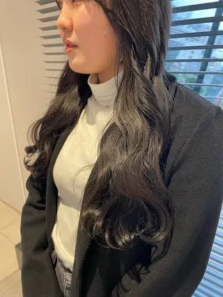 ロング littleesta ASAのヘアスタイル