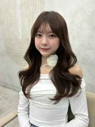 ロング 韓国ヘア レイヤーカットのヘアスタイル