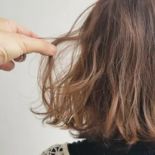 ミディアム カラー パーマ ヘアアレンジ iplus✴ まつげ、眉毛、耳つぼのマツエク・マツパデザイン