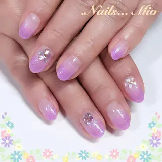 ネイル .Nails Mio 赤羽西ネイルサロンのネイルデザイン