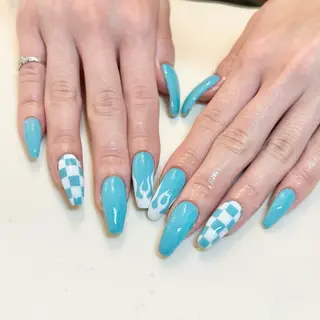 ネイル 藤原 みゆのネイルデザイン