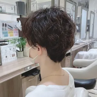 ショート パーマ 美容師歴19年✨ 竹松由佳のヘアスタイル