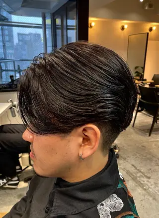 ショート 川副/シャドウ/ 波巻き/メンズパーマのヘアスタイル