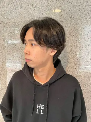 ミディアム パーマ メンズ grAt所属・森 真伊希のヘアスタイル