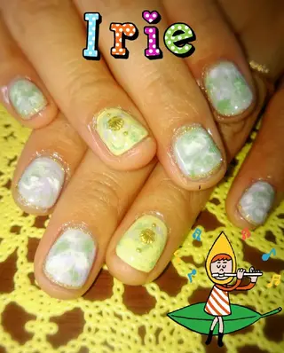 ネイル Hair salon Irie所属・與儀 知佳のネイルデザイン