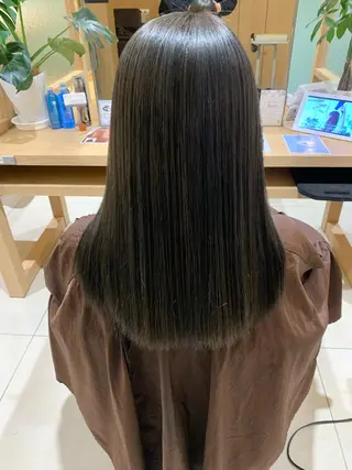 ミディアム カラー 縮毛矯正 髪質改善　鈴木のヘアスタイル