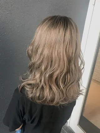 セミロング カラー topstylist 芳賀みなみのヘアスタイル