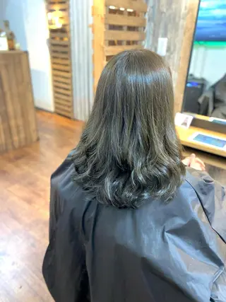セミロング カラー Lizir ルズィール所属・Luzir⭐︎ GEN⭐︎のヘアスタイル