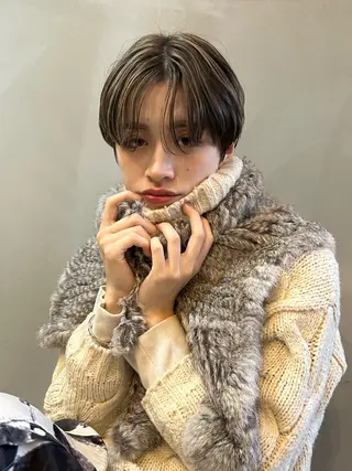 ショート カラー ショート/ボブ/ 心斎橋/宮脇美奈のヘアスタイル