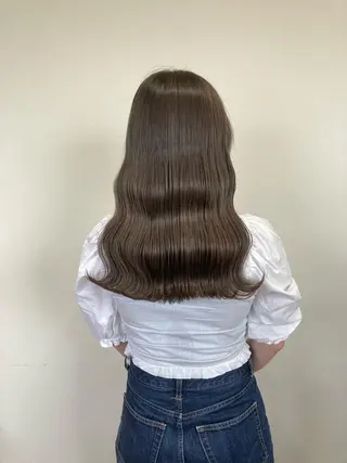 ロング 梅山 美侑のヘアスタイル