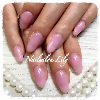 ネイル Nailsalon Lilyのネイルデザイン