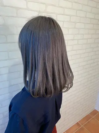 セミロング カラー ✨艶髪✨透明感✨ 山内大樹のヘアスタイル