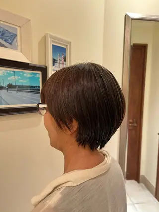 ショート 青山 莉奈のヘアスタイル