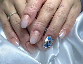 ネイル alma (アルマ)のネイルデザイン