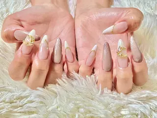 ネイル hohomi .のネイルデザイン