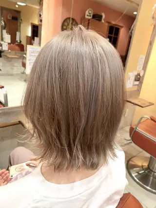 ショート カラー 若林 良のヘアスタイル