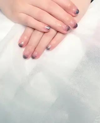 ネイル pink ladyサロン所属・べ にのネイルデザイン