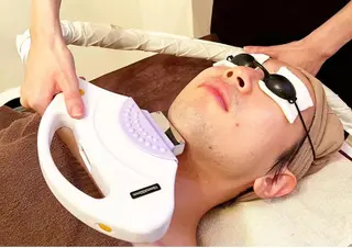 メンズ 脱毛＆痩身サロン LivLivのエステ・リラクイメージ