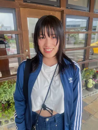 ロング ヘアニュース所属・ヘアーニュース 🌿NAMII🌿のヘアスタイル