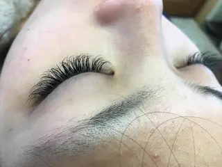 マツエク・マツパ ヘアーインスタジオディアーズ所属・仁平 千賀子のマツエク・マツパデザイン