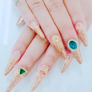 ネイル リラネイル Aikenのネイルデザイン