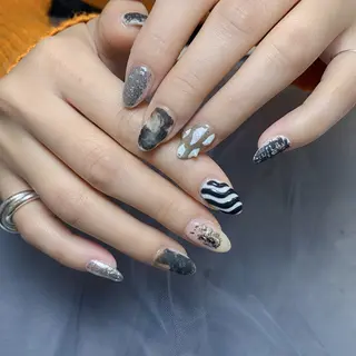 ネイル Riona 🌸上野のネイルデザイン