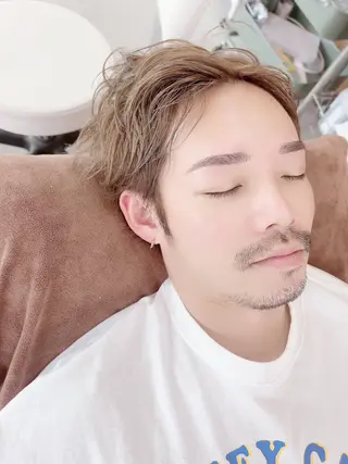 アイブロウ KANA 駐車場ありお子様歓迎のマツエク・マツパデザイン