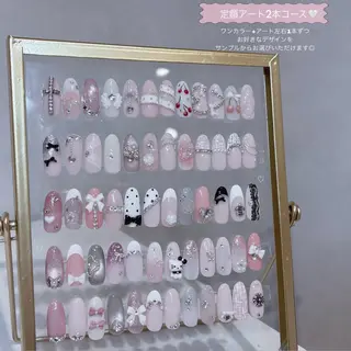 ネイル 🩷Hiyori 🩷のネイルデザイン