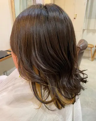 ミディアム パーマ 髪質改善🤍艶カラー 🤍きわこのヘアスタイル