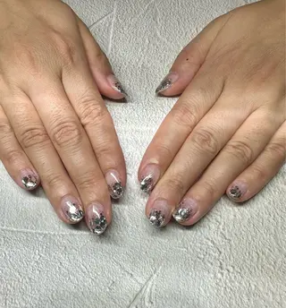 ネイル Tanemoto所属・Ueda Rieのネイルデザイン