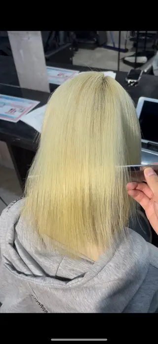 セミロング 溝渕朋也 /髪質改善ストレートのヘアスタイル