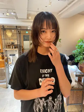 ショート ファッションに 溶け込むstyleのヘアスタイル