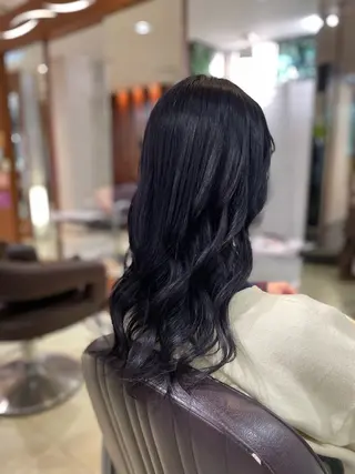 ロング 下村 和香奈のヘアスタイル