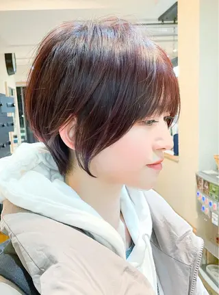 ショート ショートヘア くすみカラー、大場猛のヘアスタイル