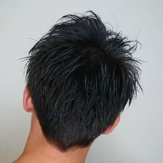 メンズ カラー ブリーチ/ヘアケア/ 艶髪/イギチハルのヘアスタイル