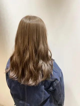 セミロング カラー 🐺ウルフ/レイヤー 似合わせ‎🤍沙羅のヘアスタイル