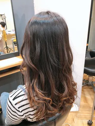 セミロング 垢抜け透明感カラー 🌻篠崎梓🌻のヘアスタイル