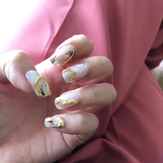 ネイル kiii.__ ✴︎*のネイルデザイン