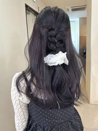 ロング カラー mizuki/ピンク ベージュ.レイヤーのヘアスタイル