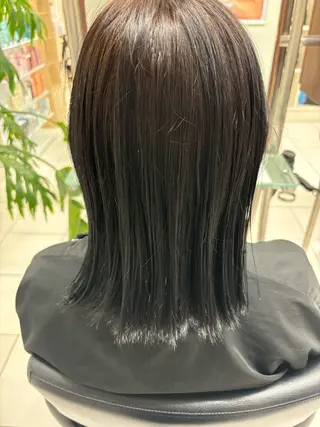 カラー TONI&GUY速寿 勇希のヘアスタイル