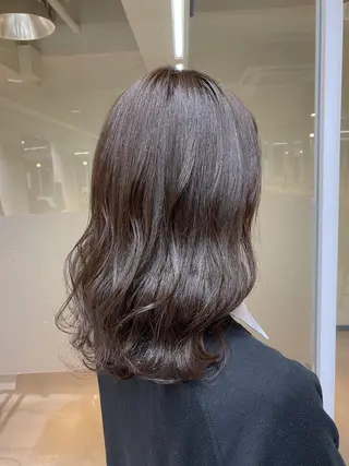 セミロング カラー SALOWIN神戸三宮East店所属・【透明感、艶髪】西村 有司のヘアスタイル