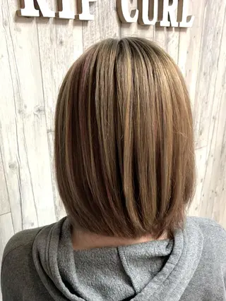 ミディアム カラー リップカール 神戸のヘアスタイル
