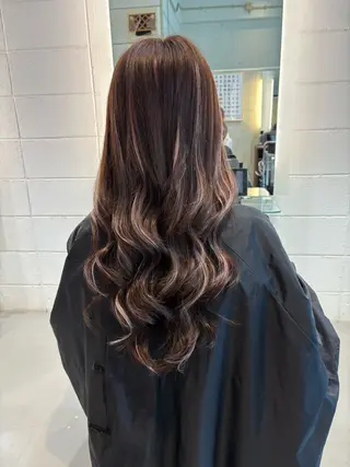 ロング chic  有山 美瑠のヘアスタイル