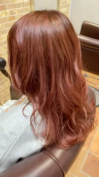 ロング カラー ブリーチなし✨艶髪 カラー𓃲YAGIのヘアスタイル