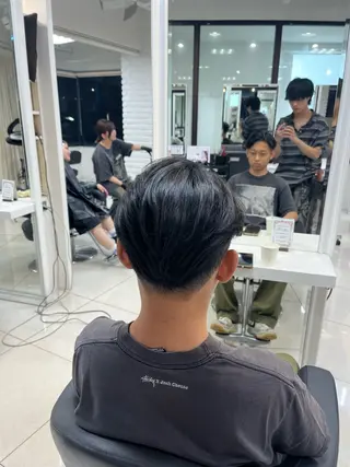 ショート 【シャドウパーマ センターパート】義心のヘアスタイル