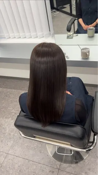 セミロング 髪質改善ストレート Kantaのヘアスタイル