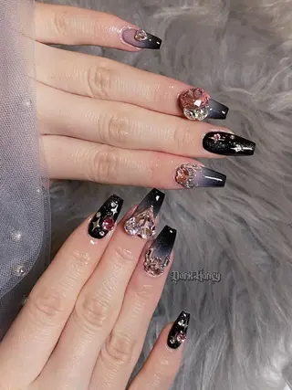 ネイル Dark honey スカルプ専門原宿店のネイルデザイン